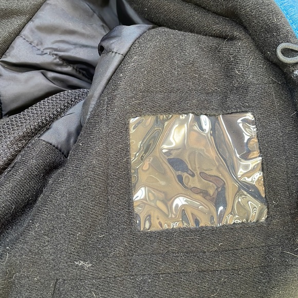 Betty Rides blue Snowboarding Jacket - Picture 10 of 14